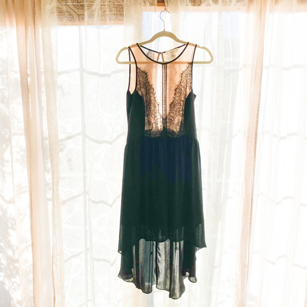 Lightweight formal dress with open back
